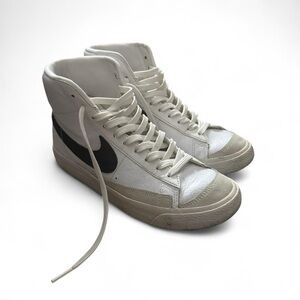 Nike Blazer 77